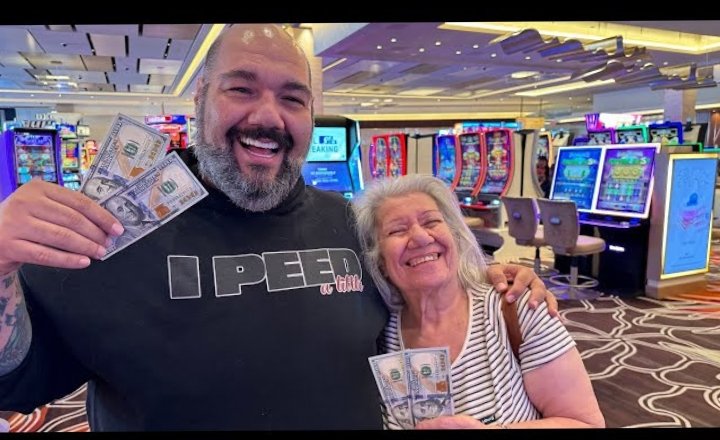 Vegas Low Roller with his mother